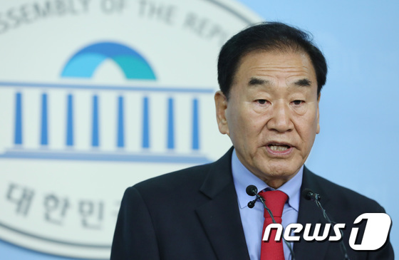 이재오 자유한국당 상임고문