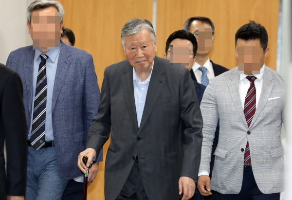 '4300억대 배임·횡령' 혐의를 받는 이중근 부영그룹 회장