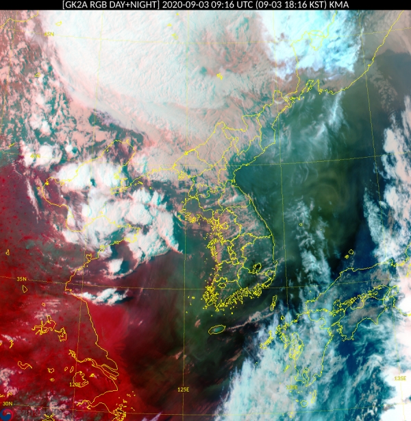 천리안위성 2A호(GEO-KOMPSAT-2A: GK2A) 위성사진 (3일 18시) / 기상청 제공