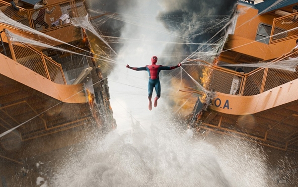 영화 ‘스파이더맨: 홈커밍 (원제: Spider-Man: Homecoming)’ 스틸컷 / EBS1 일요시네마